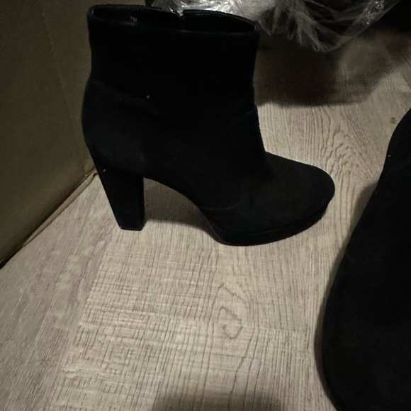 Boots - Picture 2 of 2